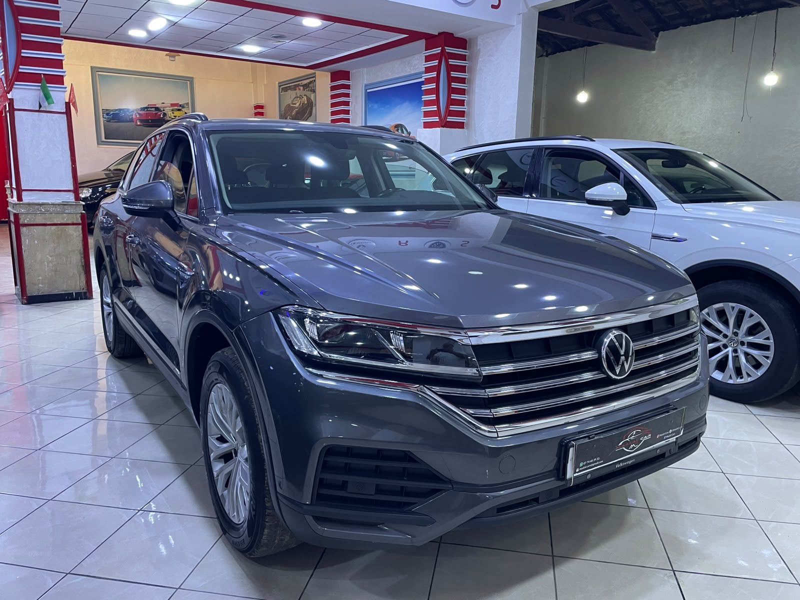 VOLKSWAGEN TOUAREG